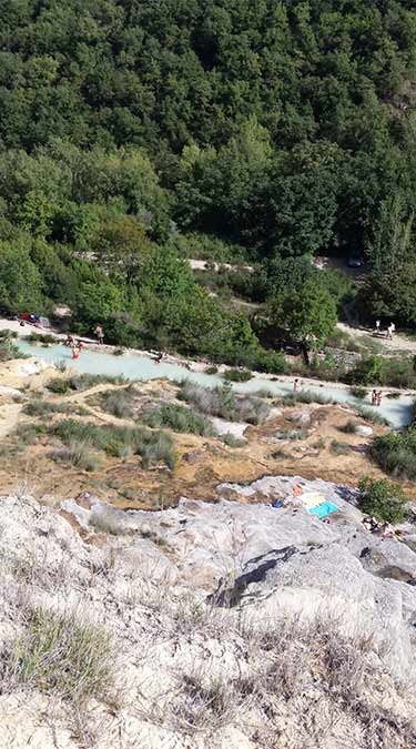 Bagno Vignoni, piscina termale naturale