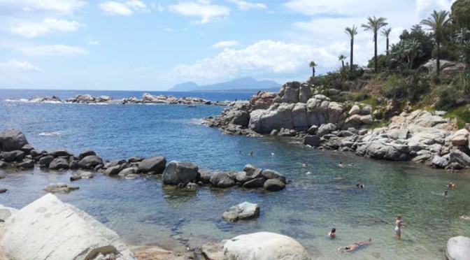 Sardegna: travolti da mare, sole e…cineturismo